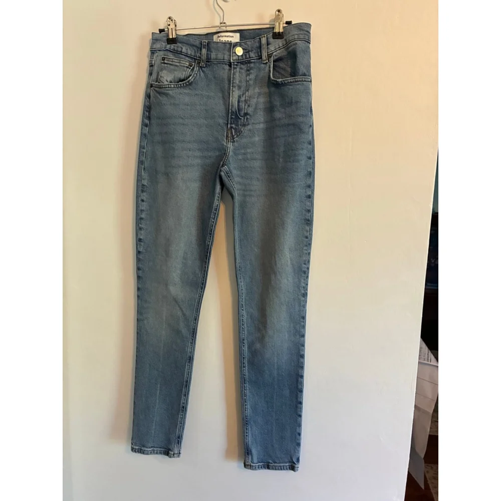 0182 REFORMATION Abby Jeans EUC
Size 28 - Picture 4 of 9